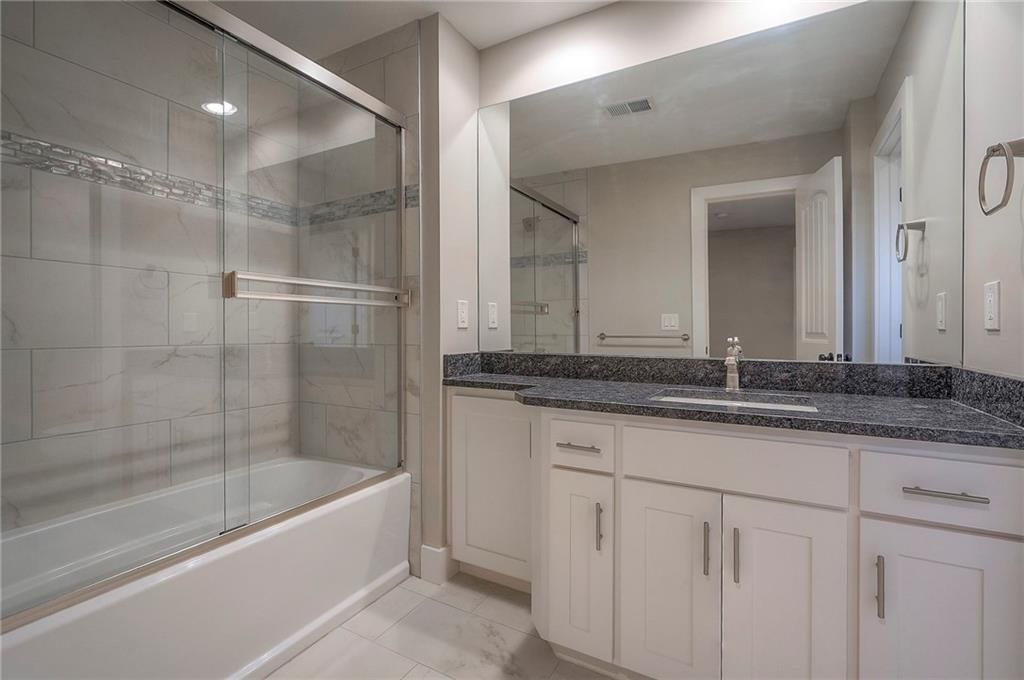 14129 S Locust Street — photo 29