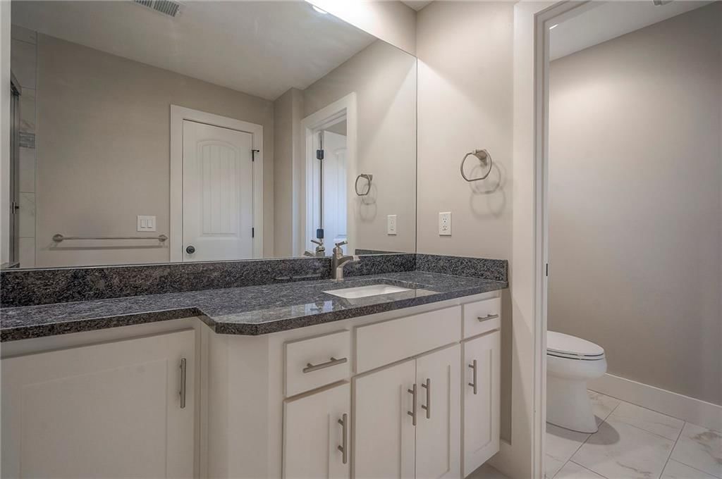 14129 S Locust Street — photo 30