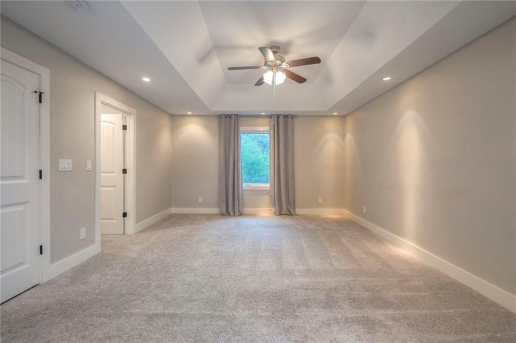 14129 S Locust Street — photo 32