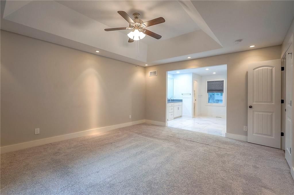 14129 S Locust Street — photo 36