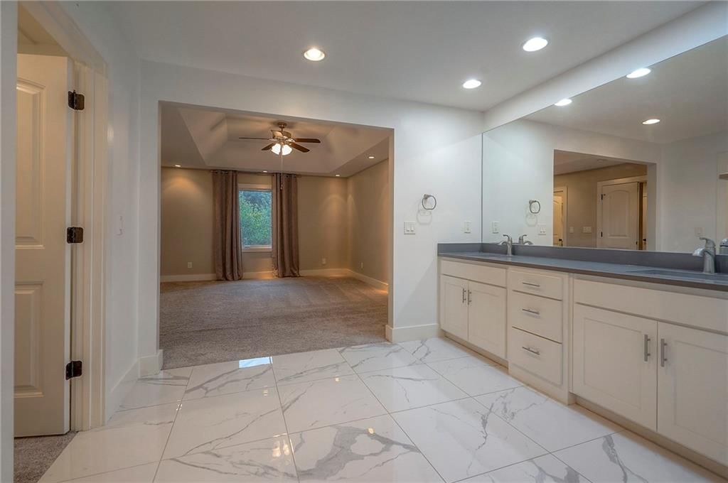 14129 S Locust Street — photo 41