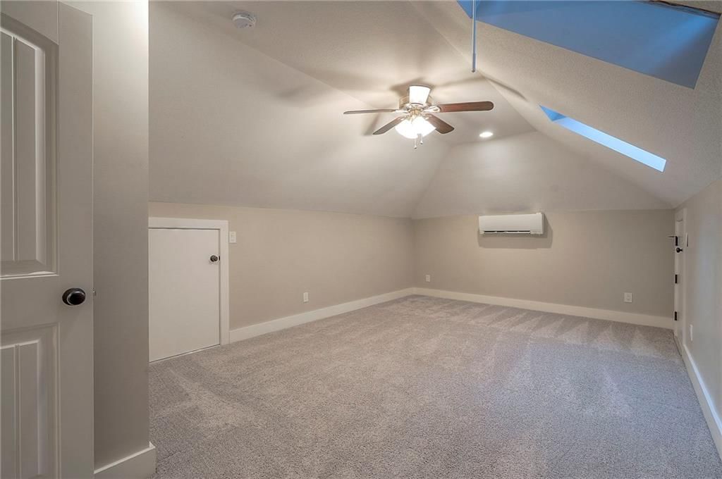 14129 S Locust Street — photo 43