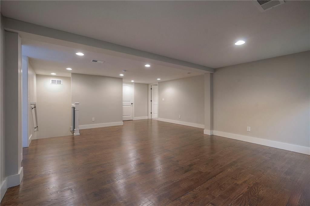 14129 S Locust Street — photo 57