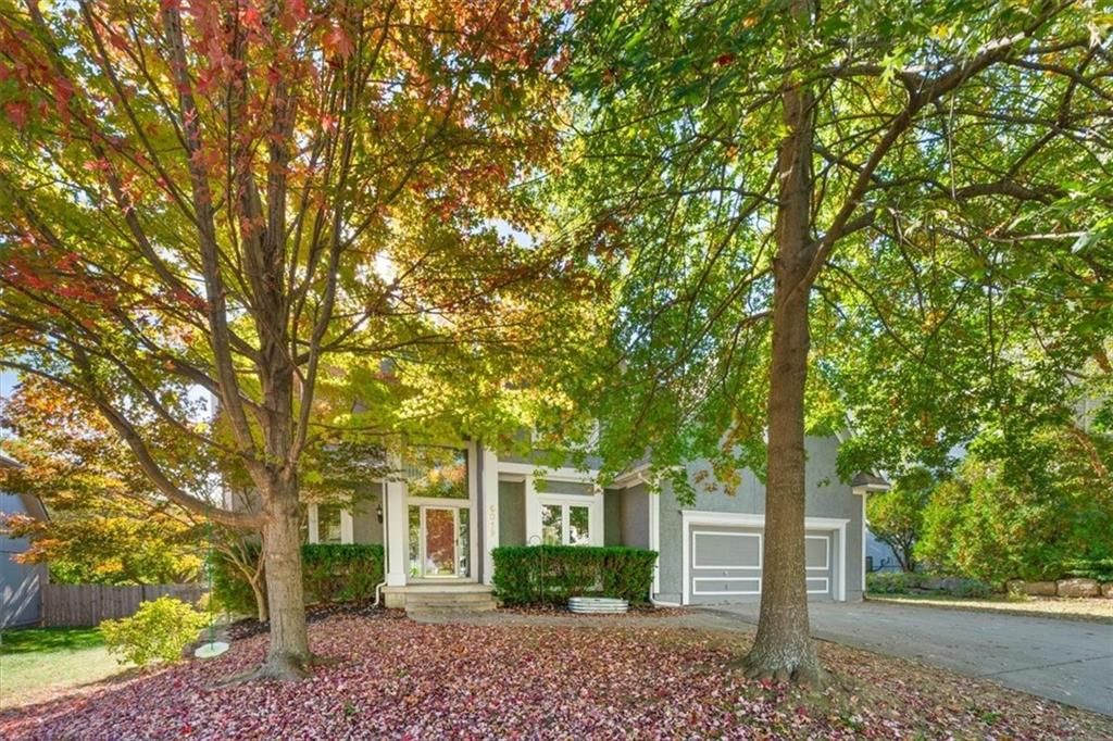 6019 W 124th Street, Leawood, KS