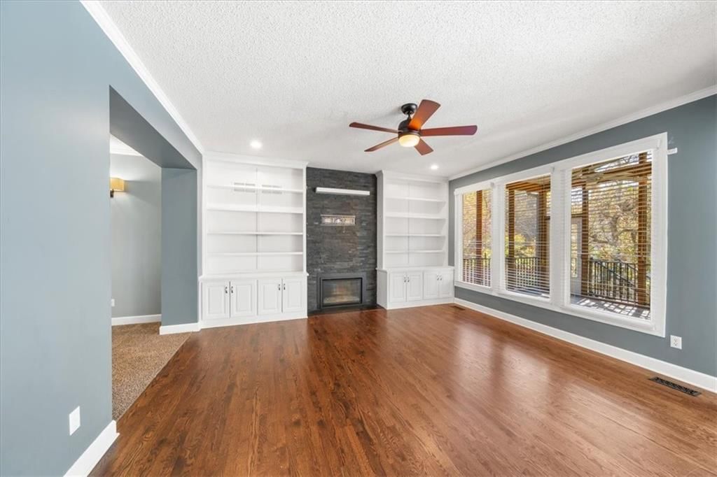 6019 W 124th Street — photo 9
