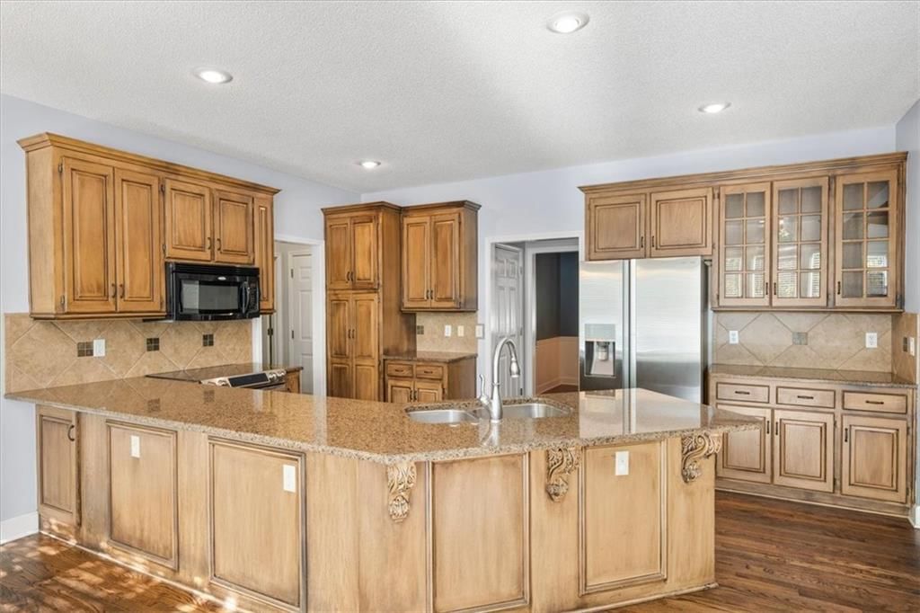 6019 W 124th Street — photo 12