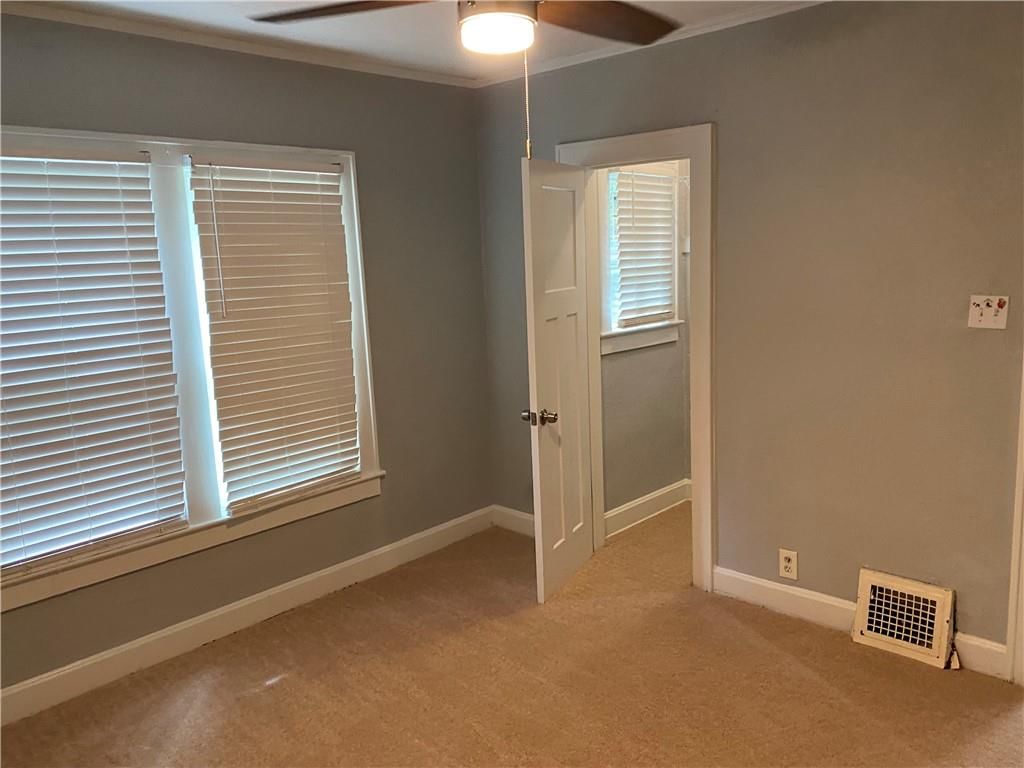 4336 Indiana Avenue — photo 19