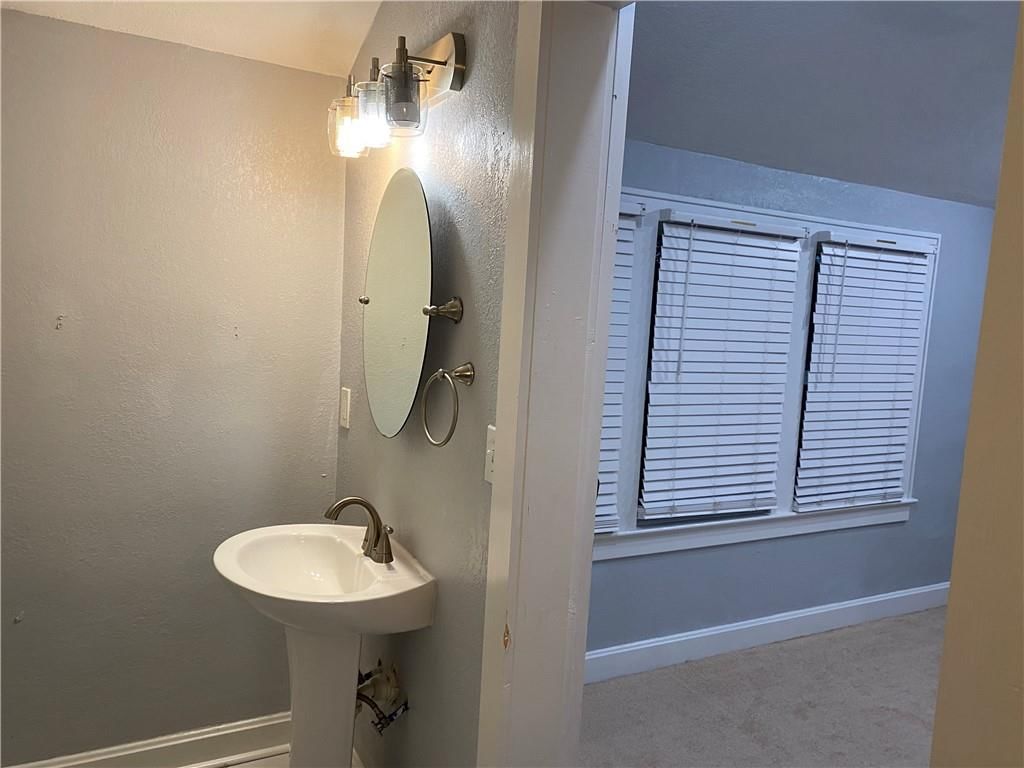 4336 Indiana Avenue — photo 32