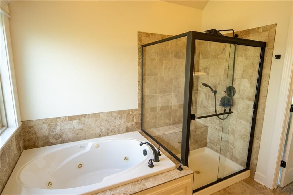3804 Kingston Court — photo 17