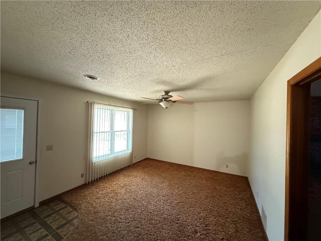303 McAtee Drive — photo 3