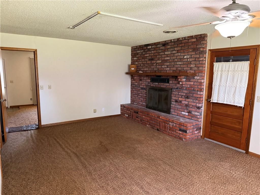 303 McAtee Drive — photo 8