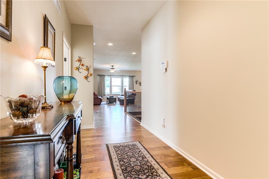 23718 W 88th Terrace — photo 6