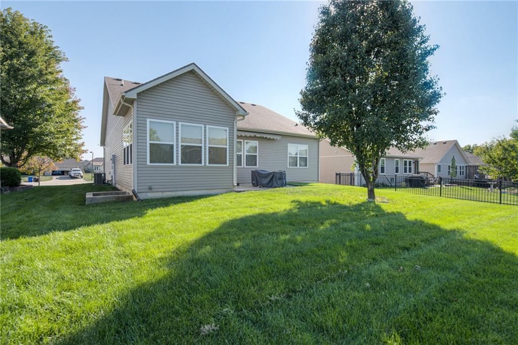 23718 W 88th Terrace — photo 33