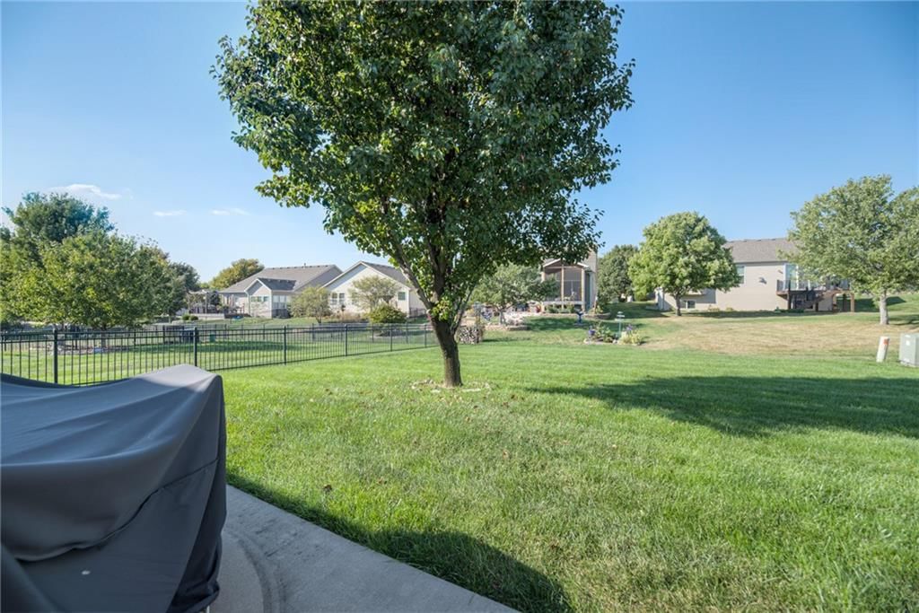 23718 W 88th Terrace — photo 35