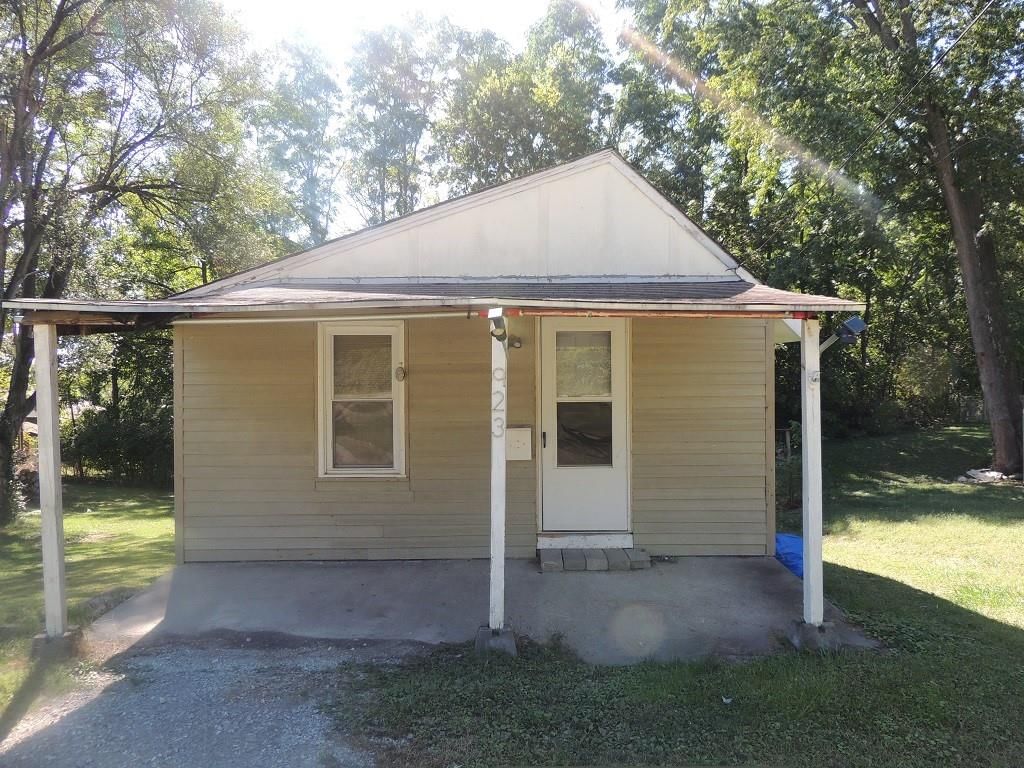 923 E Parker Avenue — photo 2