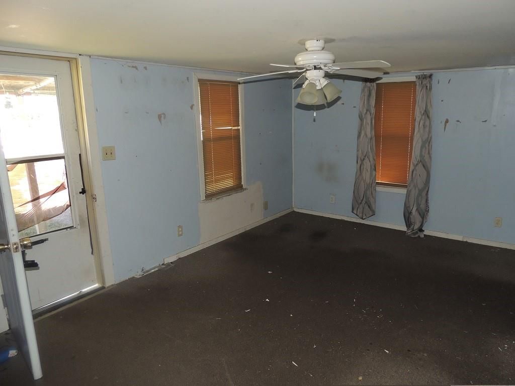 923 E Parker Avenue — photo 4