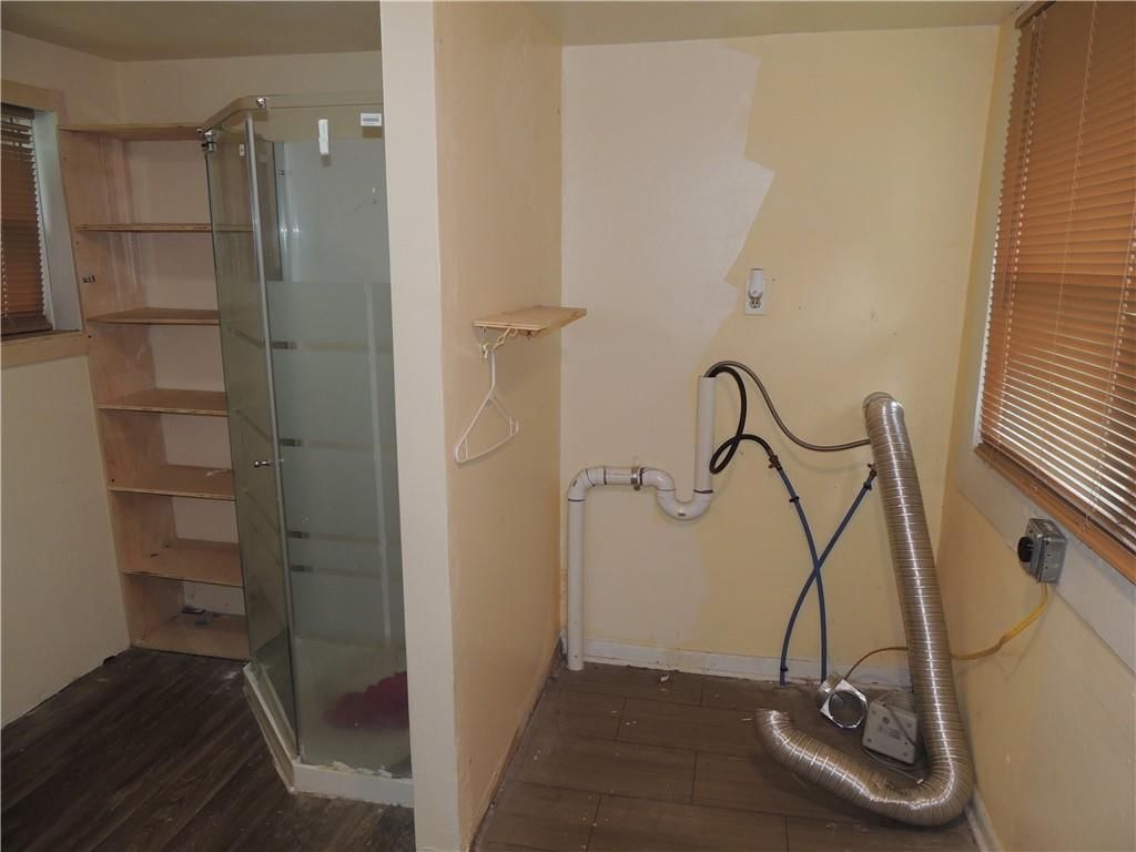 923 E Parker Avenue — photo 9
