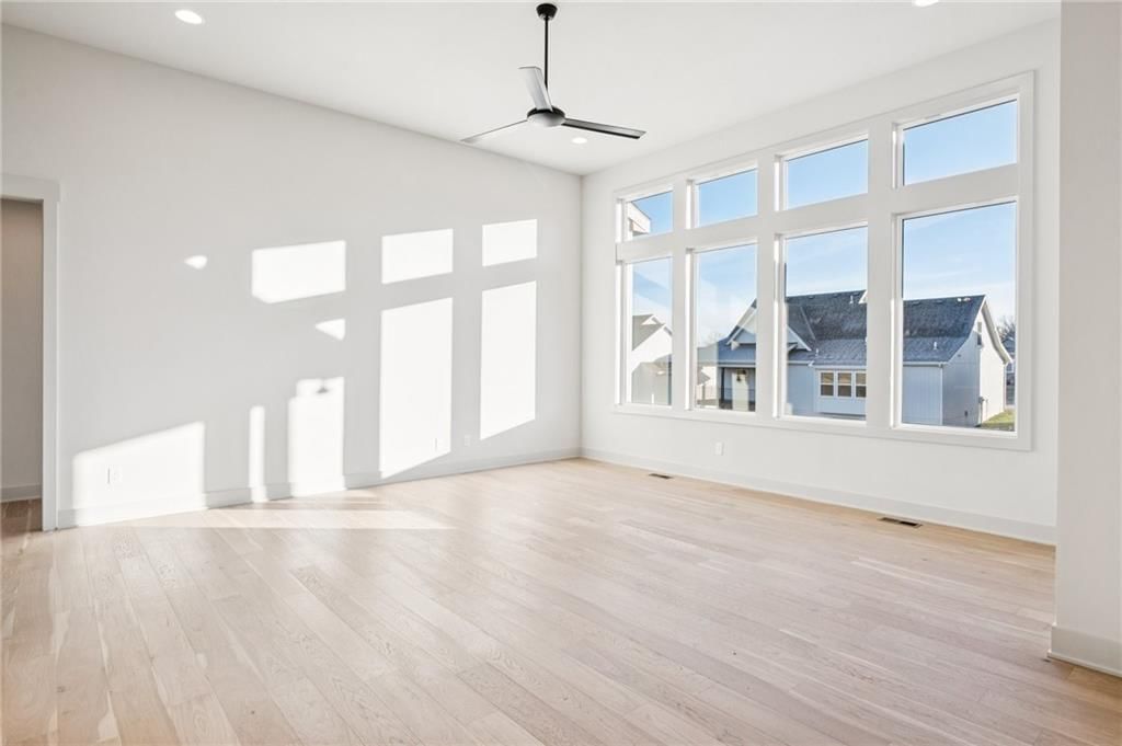 2153 Black Walnut Drive — photo 5