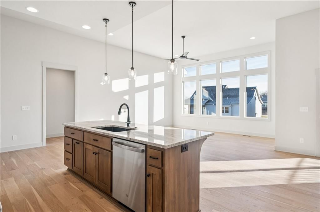 2153 Black Walnut Drive — photo 10