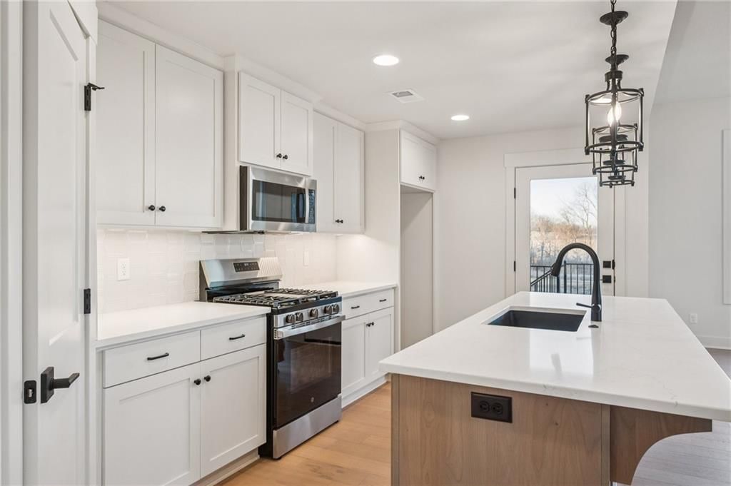 2152 Black Walnut Drive — photo 9