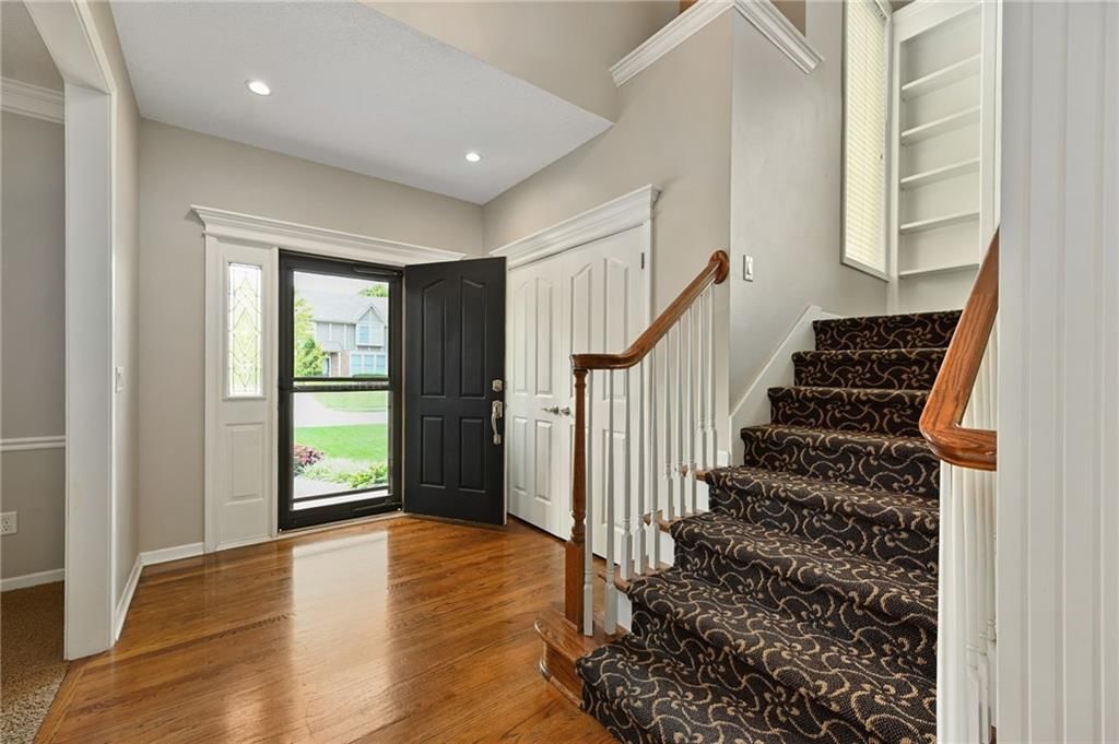 Photo 8 of 35 - 15101 W 146th Circle