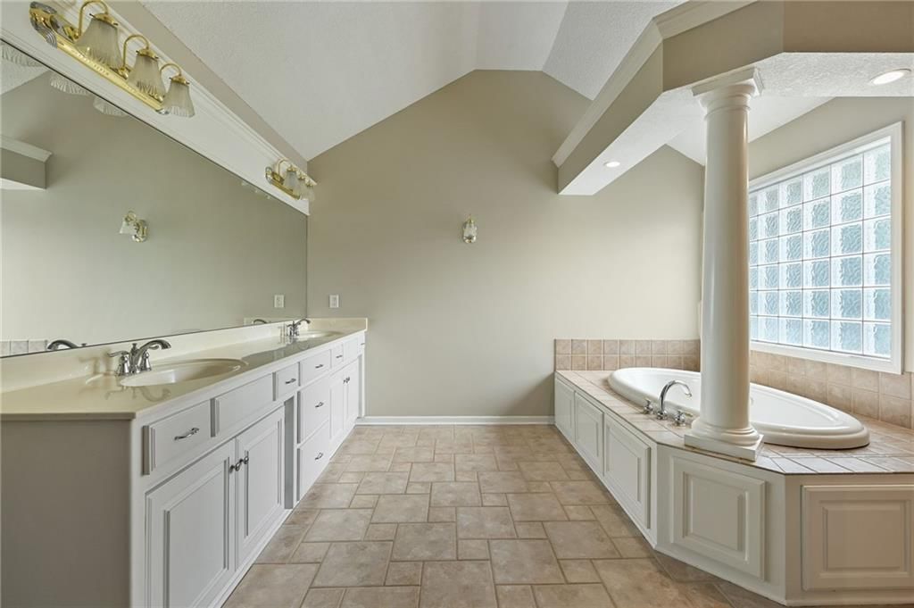 Photo 22 of 35 - 15101 W 146th Circle