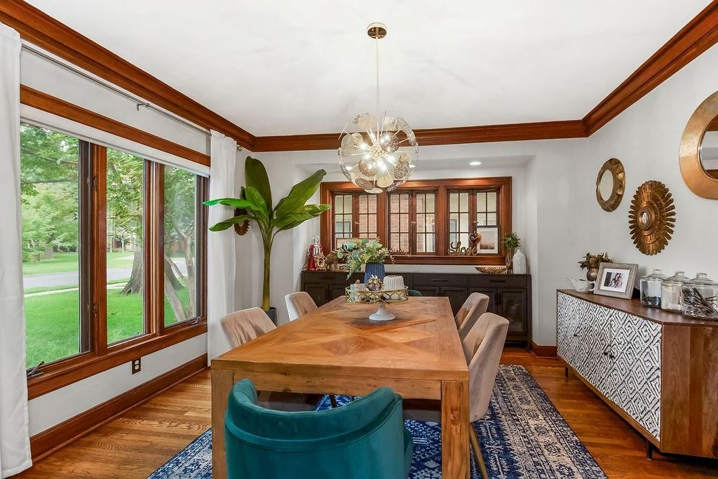 Photo 16 of 34 - 214 W 70th Street