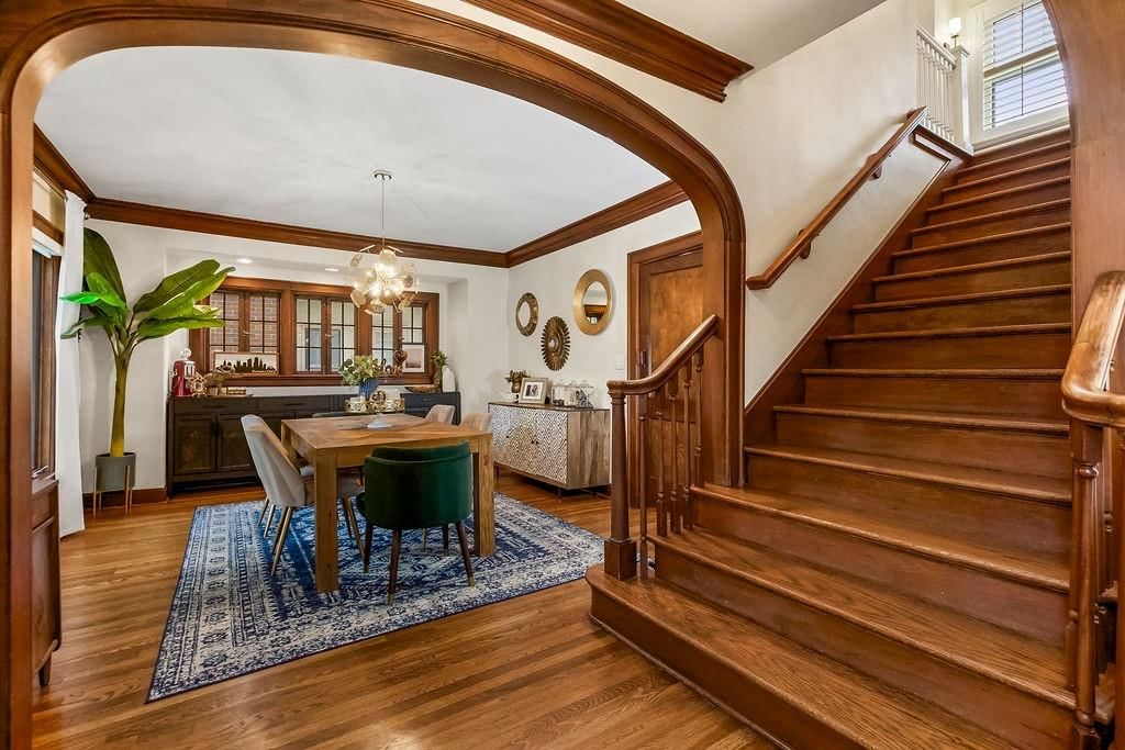Photo 17 of 34 - 214 W 70th Street