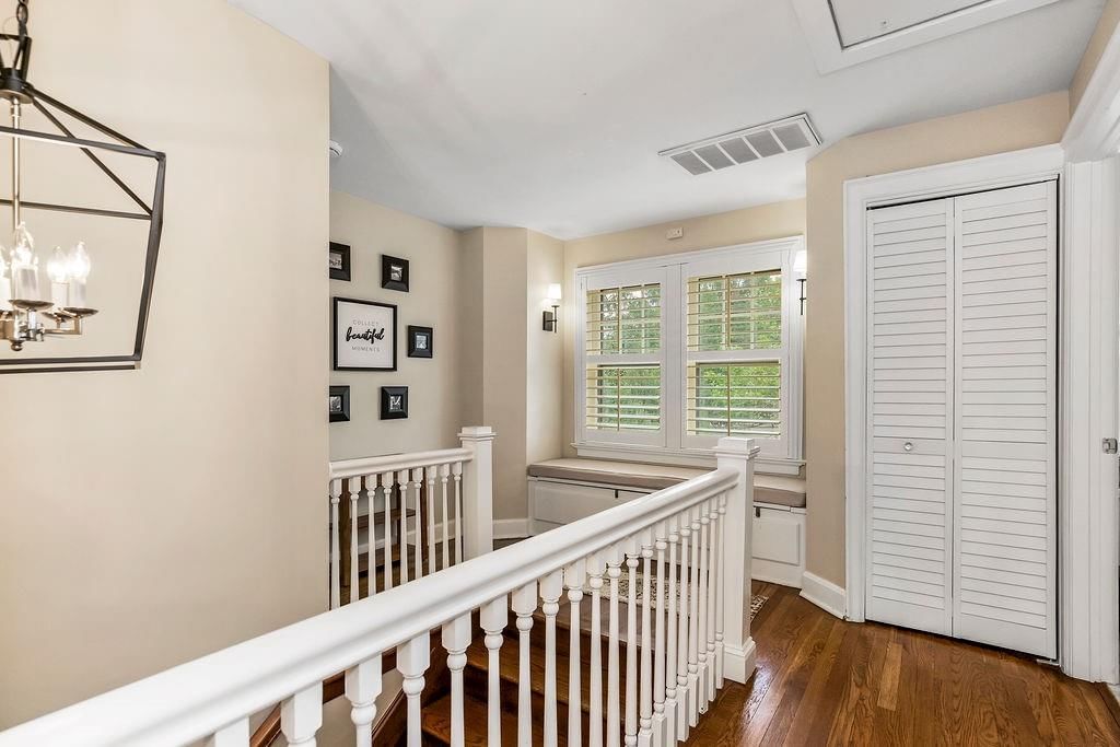 Photo 24 of 34 - 214 W 70th Street