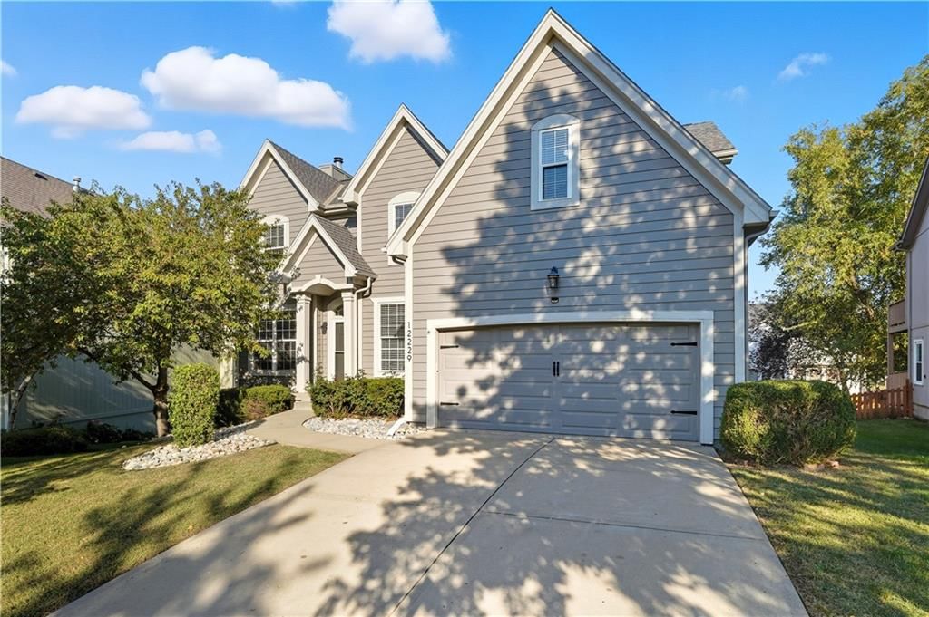 12229 GOODMAN Street, Overland Park, KS