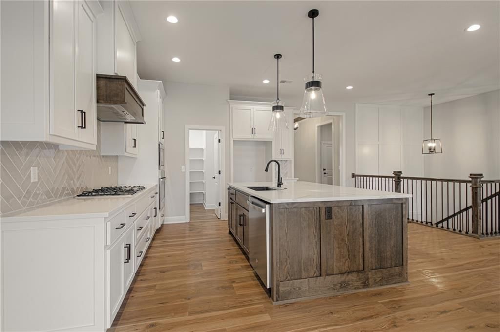 25257 W 142nd Street — photo 9