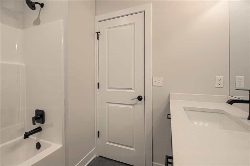 25257 W 142nd Street — photo 35