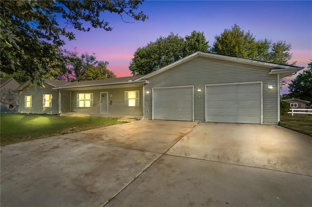 407 E Richardson Street, Gallatin, MO