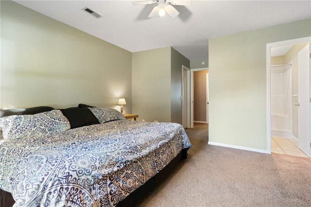 407 E Richardson Street — photo 13