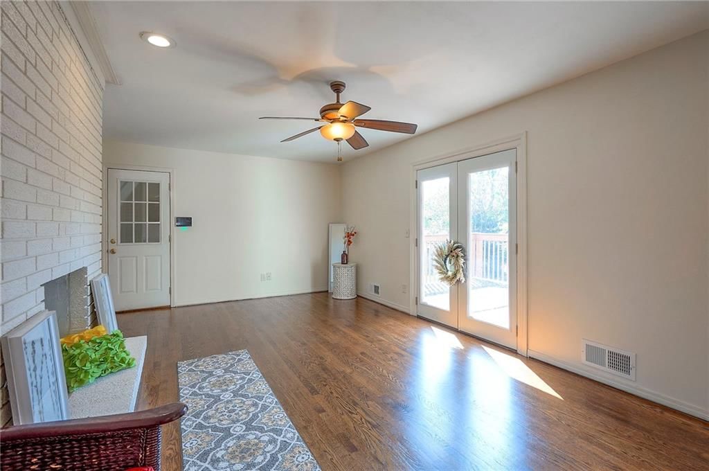12506 Monroe Avenue — photo 17