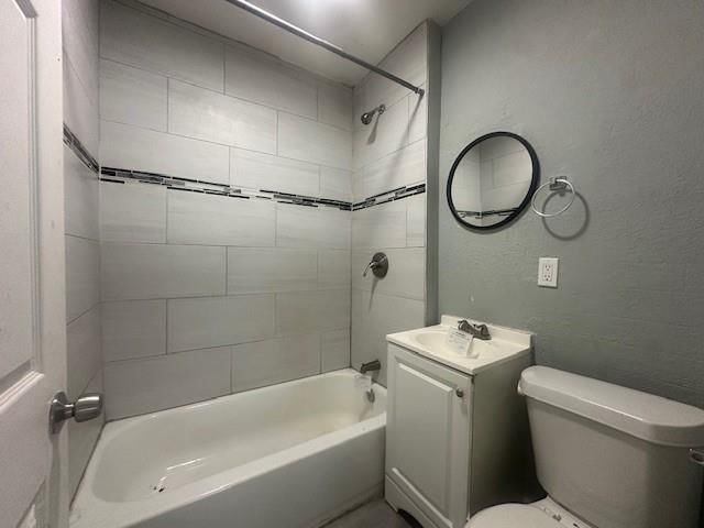 2908 E 61ST Street — photo 11