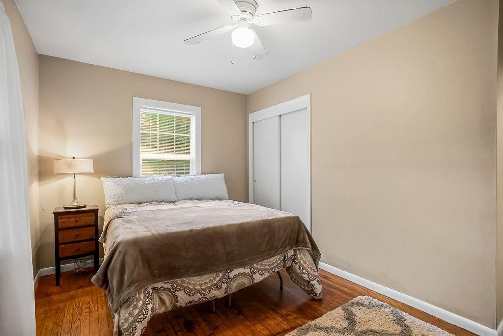 11621 McKinley Avenue — photo 14