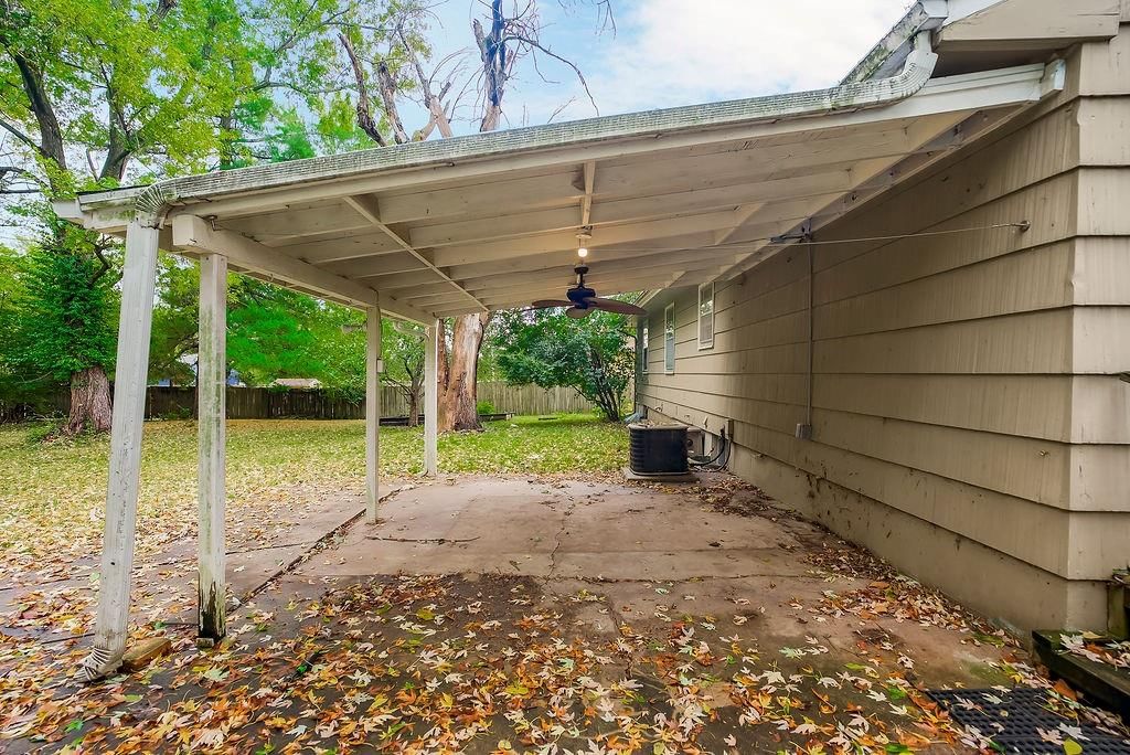 11621 McKinley Avenue — photo 23