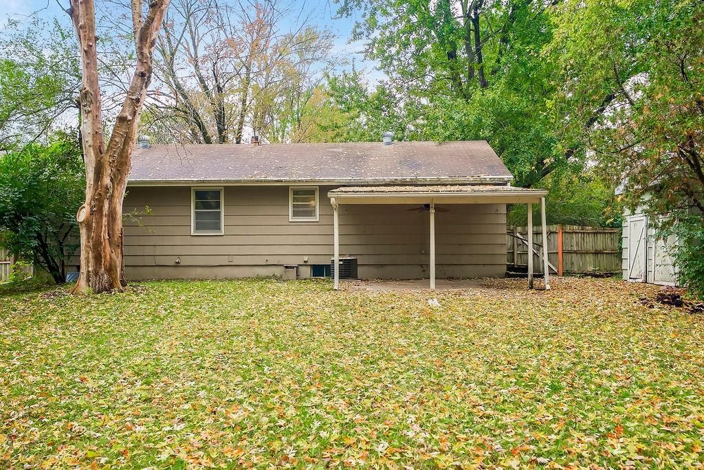 11621 McKinley Avenue — photo 25