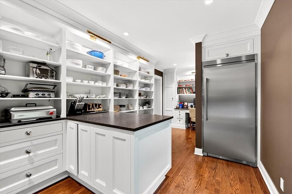 1055 W 54th Street — photo 12