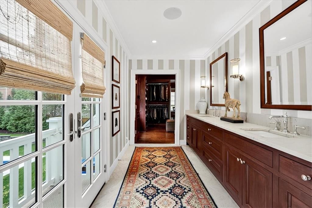 1055 W 54th Street — photo 25