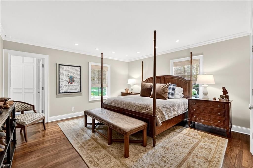 1055 W 54th Street — photo 31