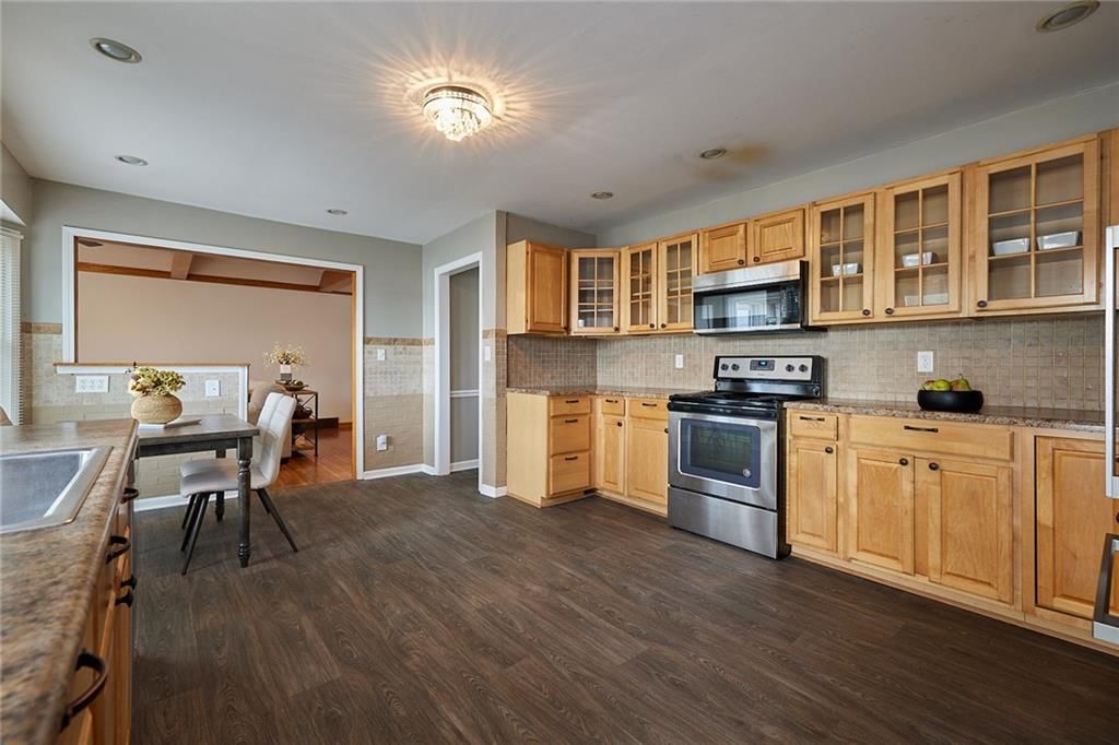 1017 Johnston Drive — photo 23