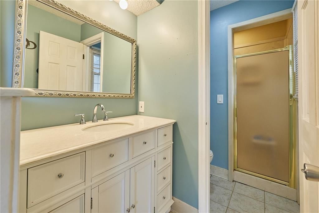 1017 Johnston Drive — photo 33