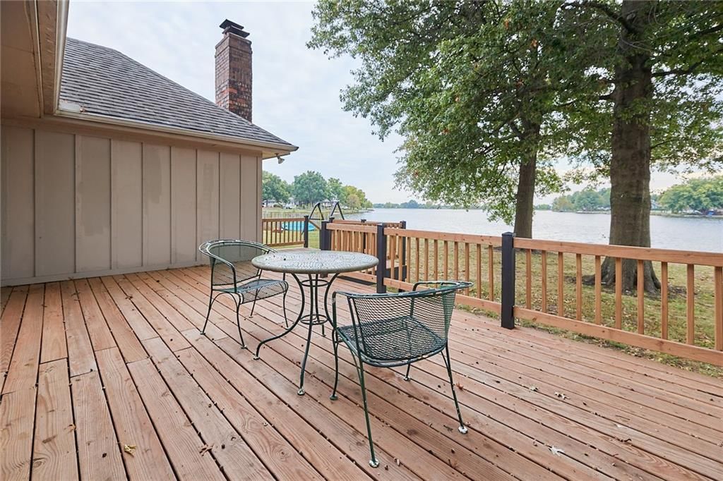 1017 Johnston Drive — photo 34