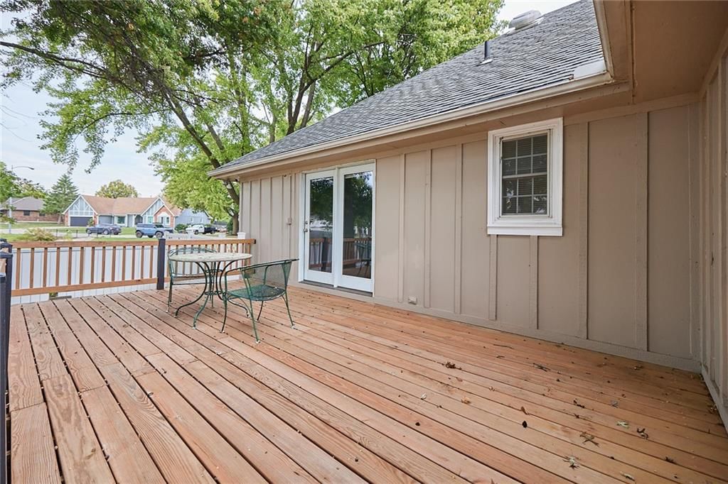 1017 Johnston Drive — photo 36