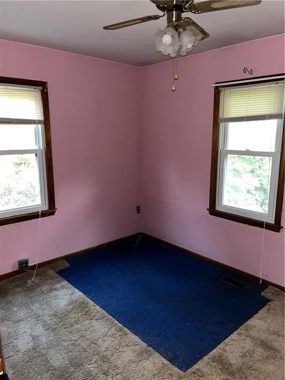 Photo 11 of 11 - 729 Hazel Street