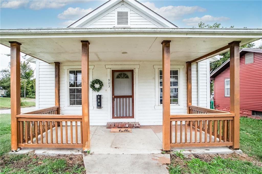 903 Walnut Street — photo 1
