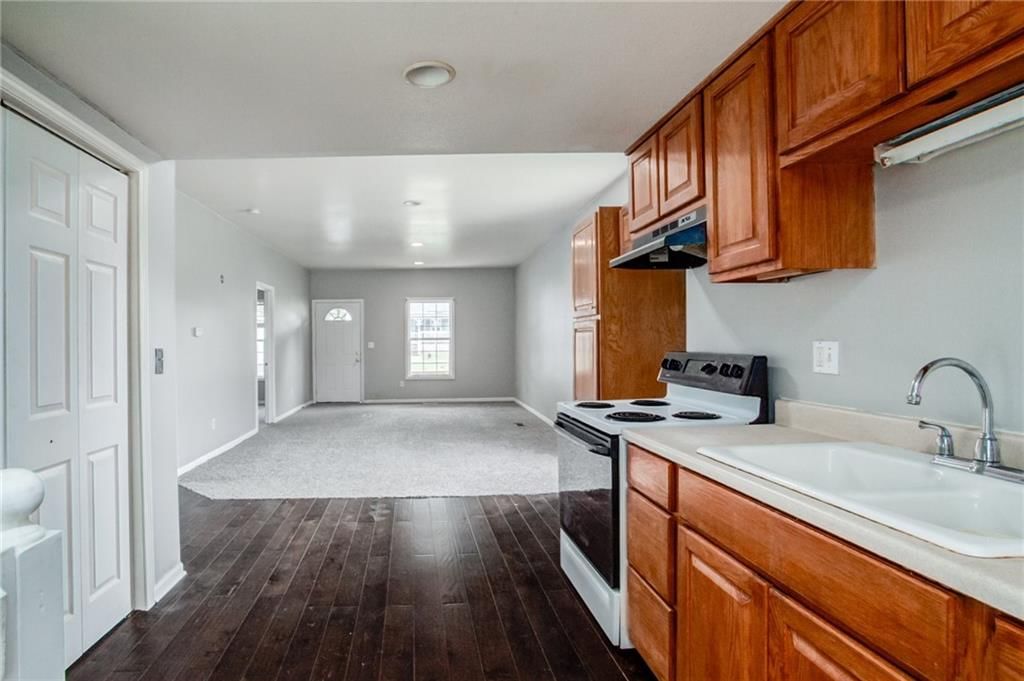 903 Walnut Street — photo 3