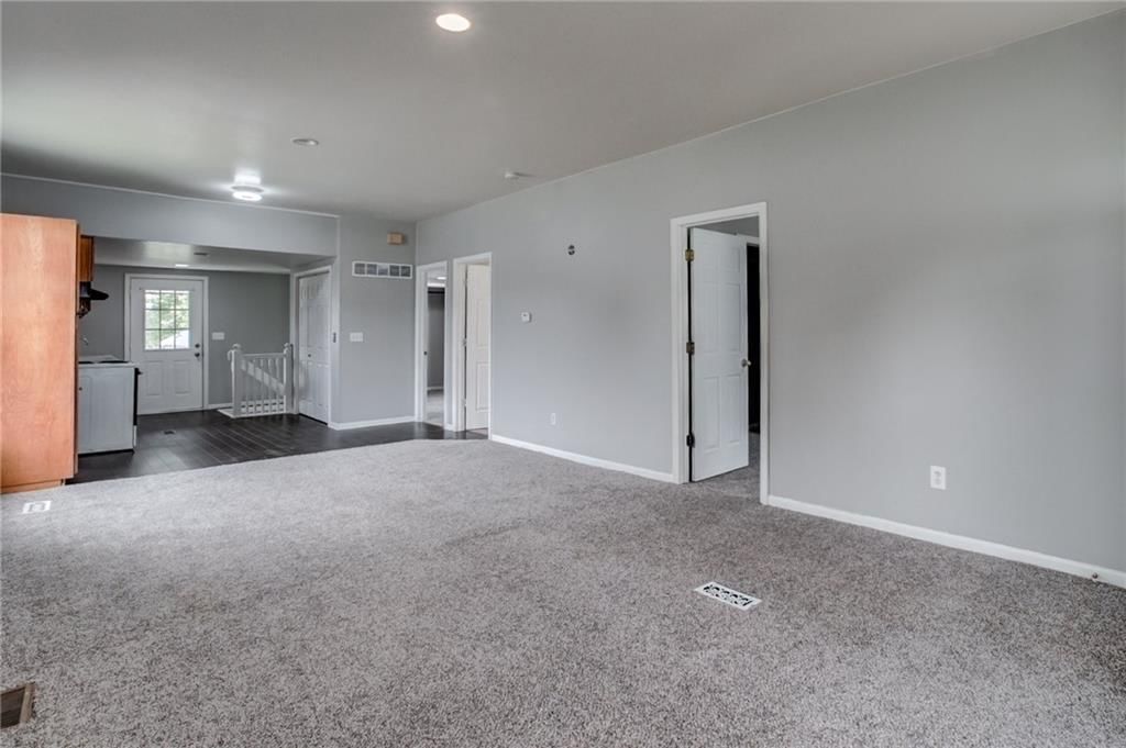 903 Walnut Street — photo 7